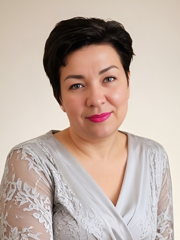 Кривошлыкова Оксана Викторовна.